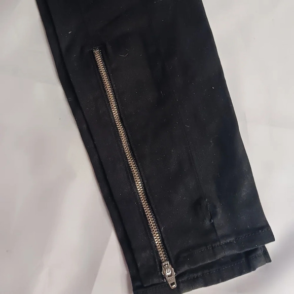 J Brand black cargo skinny pants - Picture 3 of 5